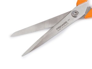 Krejčovské nůžky Fiskars délka 21 cm
