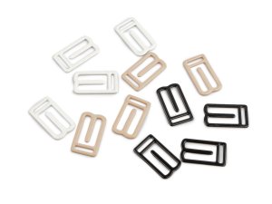 Kovová spona / pomůcka na skrytí ramínek podprsenky lakovaná průvlek 10 mm