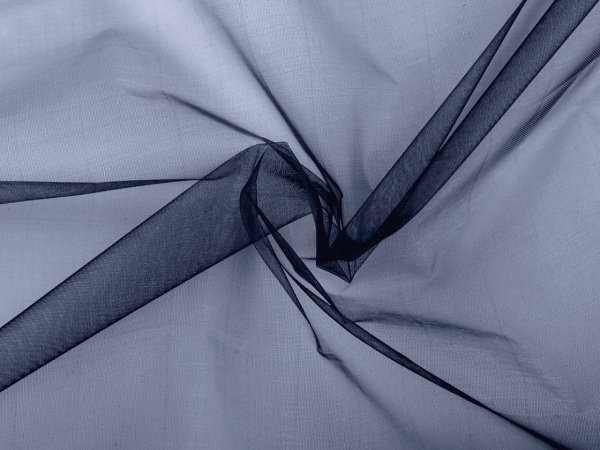 Organza tuhá