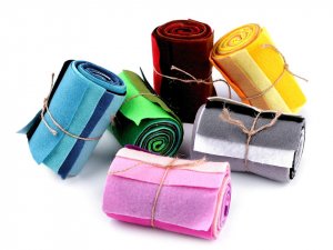 Barevná sada dekorativních filců / plstí soft 10x45 cm
