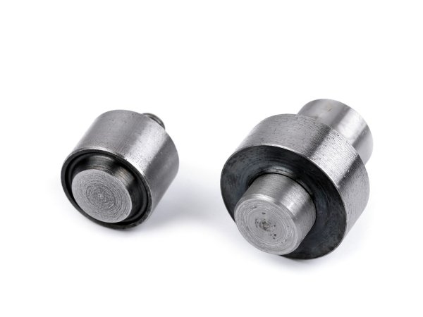 Piston k nýtování matných průchodek vnitřní Ø16 mm