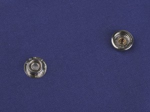 Knoflíky stiskací s kroužkem Ø15 mm (AM6) na silné látky, sypané