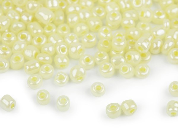 Rokajl 5/0 - 4,5 mm perleťový, neprůhledný