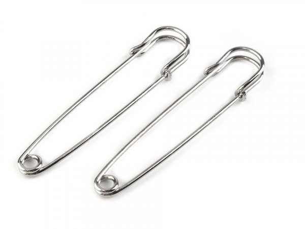 Ozdobný spínací špendlík kilt 13x75 mm