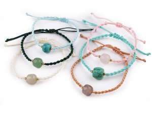 Náramek shamballa s imitací minerálu