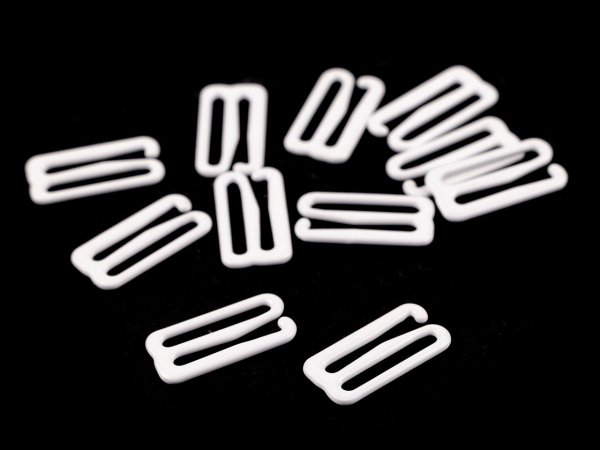 Háček na prádlo šíře 18 mm kovový lakovaný