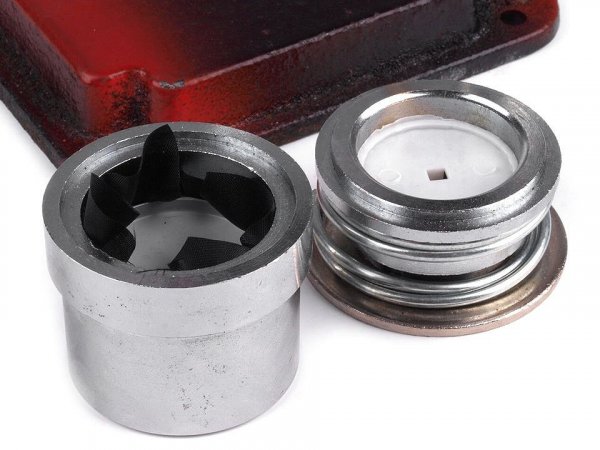 Piston na potahování knoflíků vel. 16", 18", 20", 24", 26", 28", 32", 36", 40", 44"
