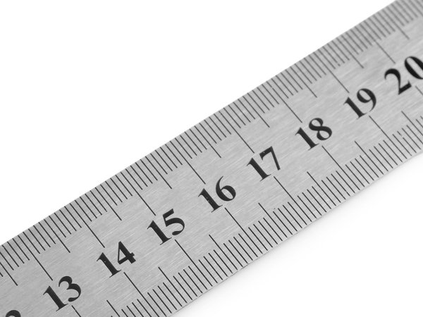 Kovové pravítko délka 30 cm