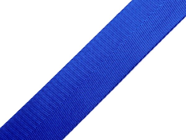 Hladký oboustranný popruh s leskem šíře 38 mm