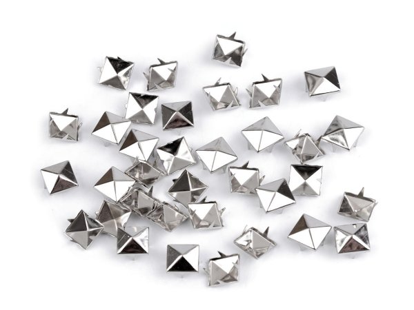 Cvočky na oblečení z nerezové oceli 12x12 mm pyramida
