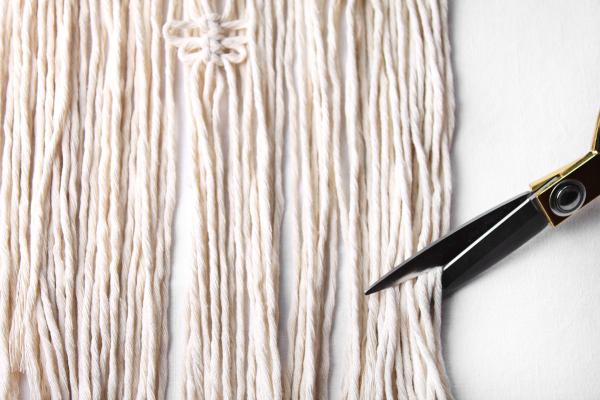 N�vod na macrame dekoraci v kruhu